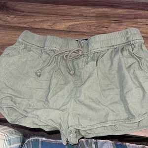 Woman's cloth shorts